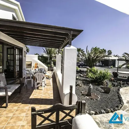 Βίλα Seventy Seven - Lh189 By Villas Now Ltd *